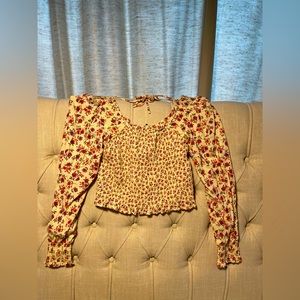 American Eagle Floral Tie Back Smocked Top